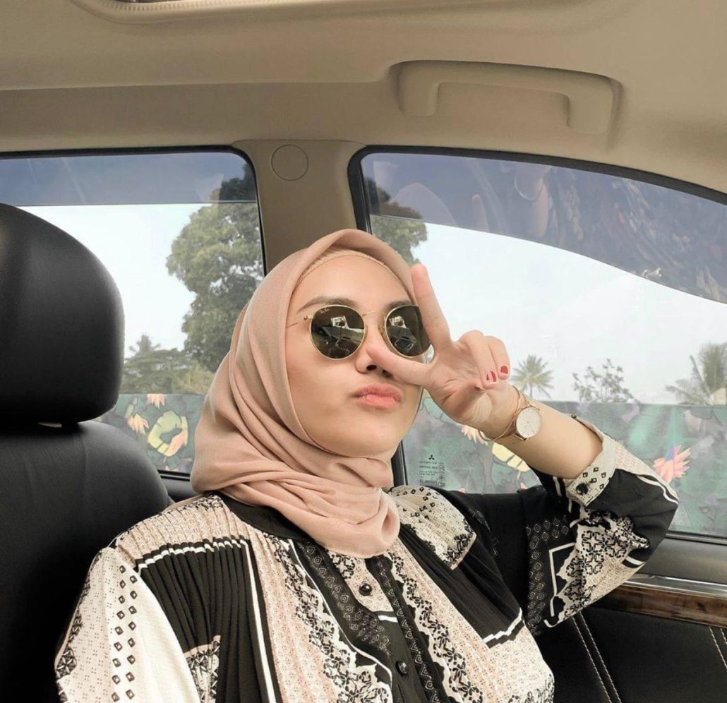 "Pijat Panggilan Sintang Kalimantan Barat"